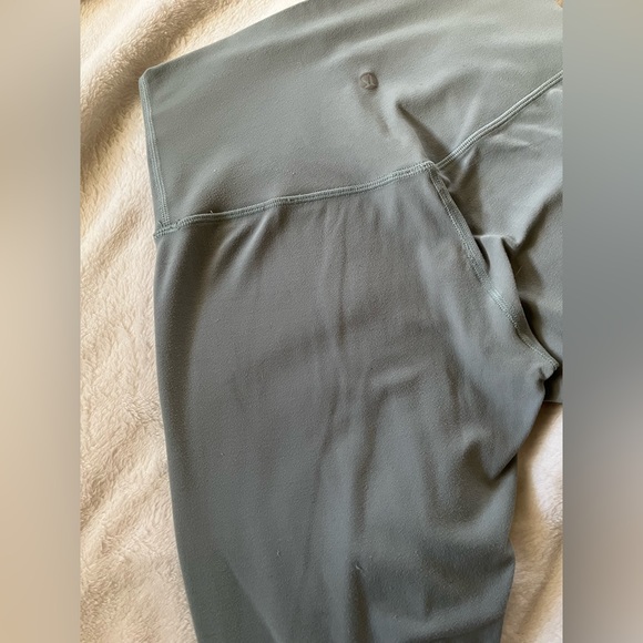 Lululemon align leggings 28” S4 🦋BLUE CAST🦋 RARE COLOR!! - Picture 5 of 6